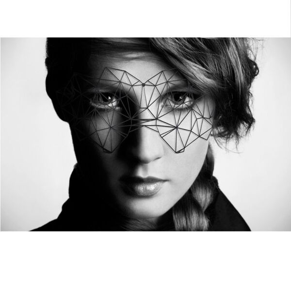 Zwart vinyl masker Bijoux Indiscrets Mask, ontwerp Kristine
