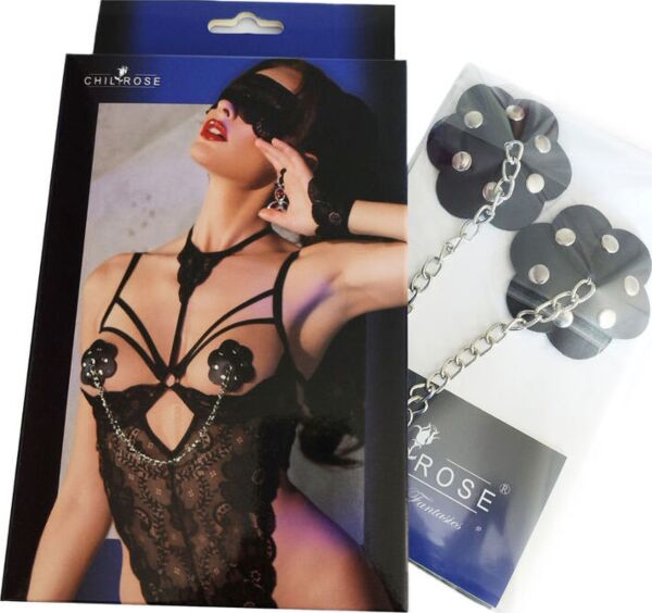 Zwarte tepelbedekkers Chilirose CR 4675 met zilverkleurige klinknagels en ketting