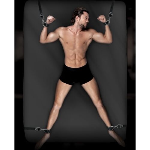 Attributen bed Sr Command voor spannende avonturen