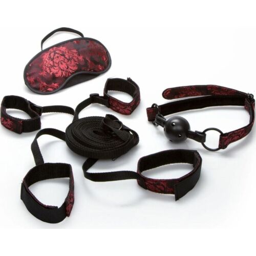 Sets Bondage CALEXOTICS Scandal Kit met comfortabele bevestiging